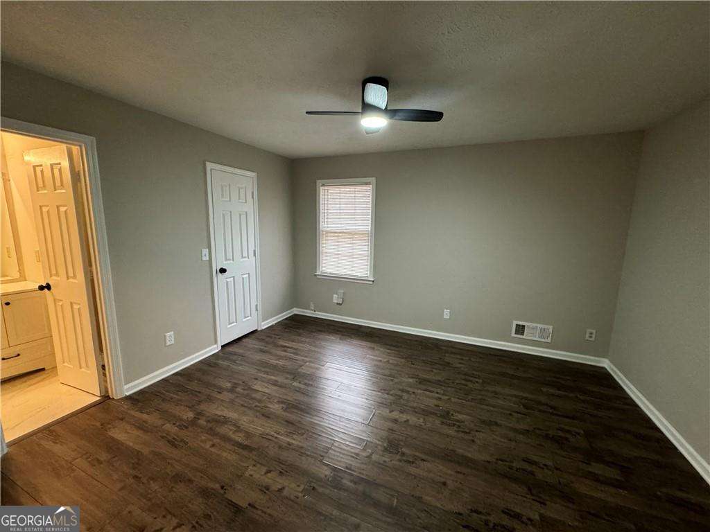 5223 Ridge Forest Drive Property Photo 9