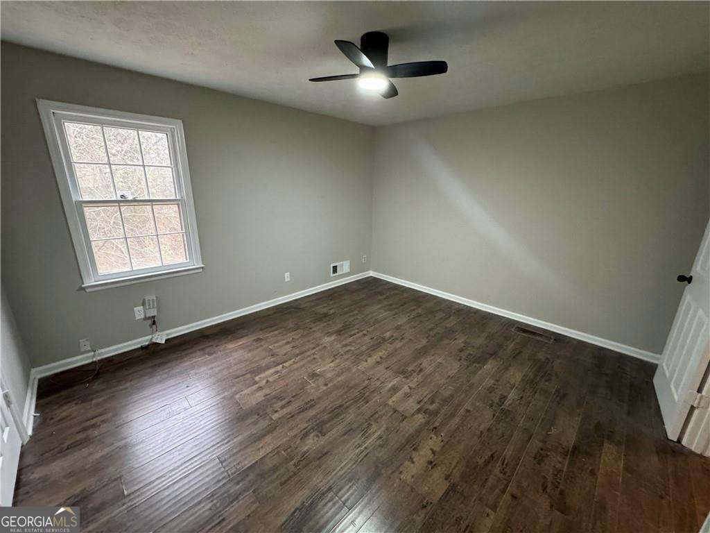 5223 Ridge Forest Drive Property Photo 10
