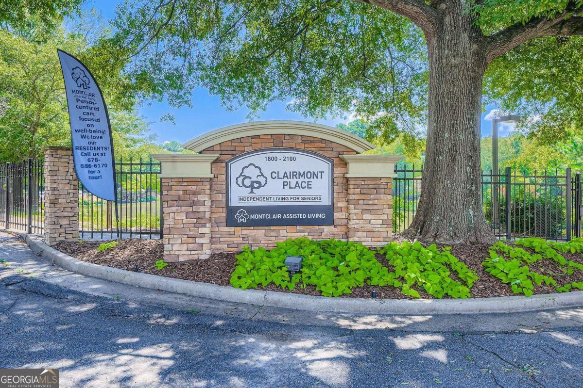 1800 Clairmont Lake # A325 Property Photo 2