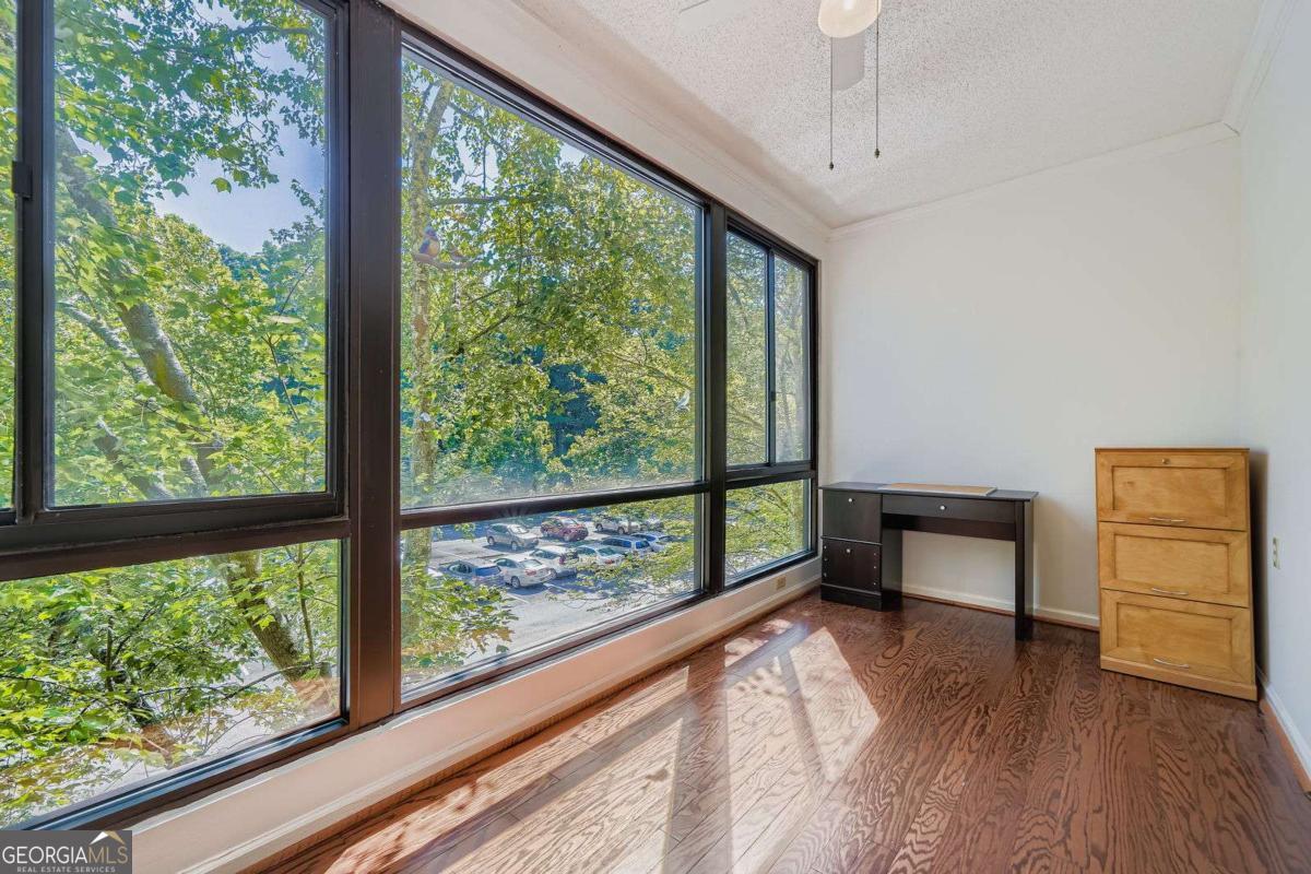1800 Clairmont Lake # A325 Property Photo 7