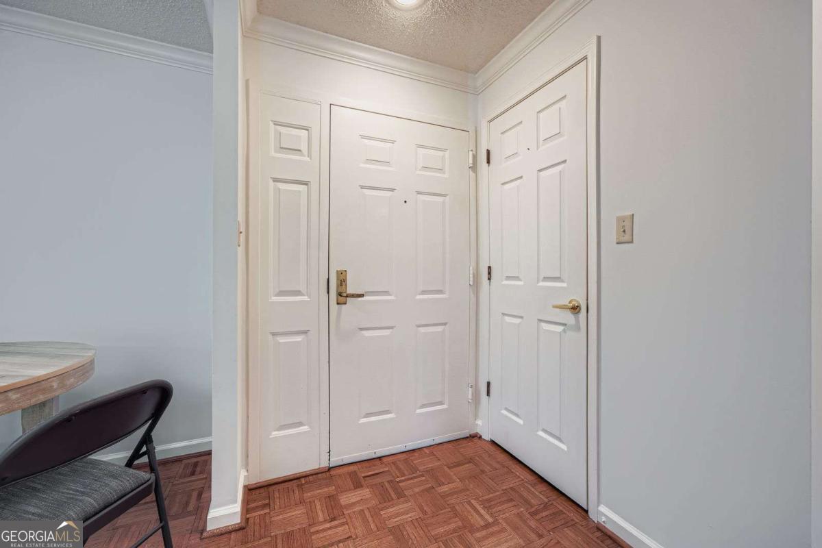 1800 Clairmont Lake # A325 Property Photo 12
