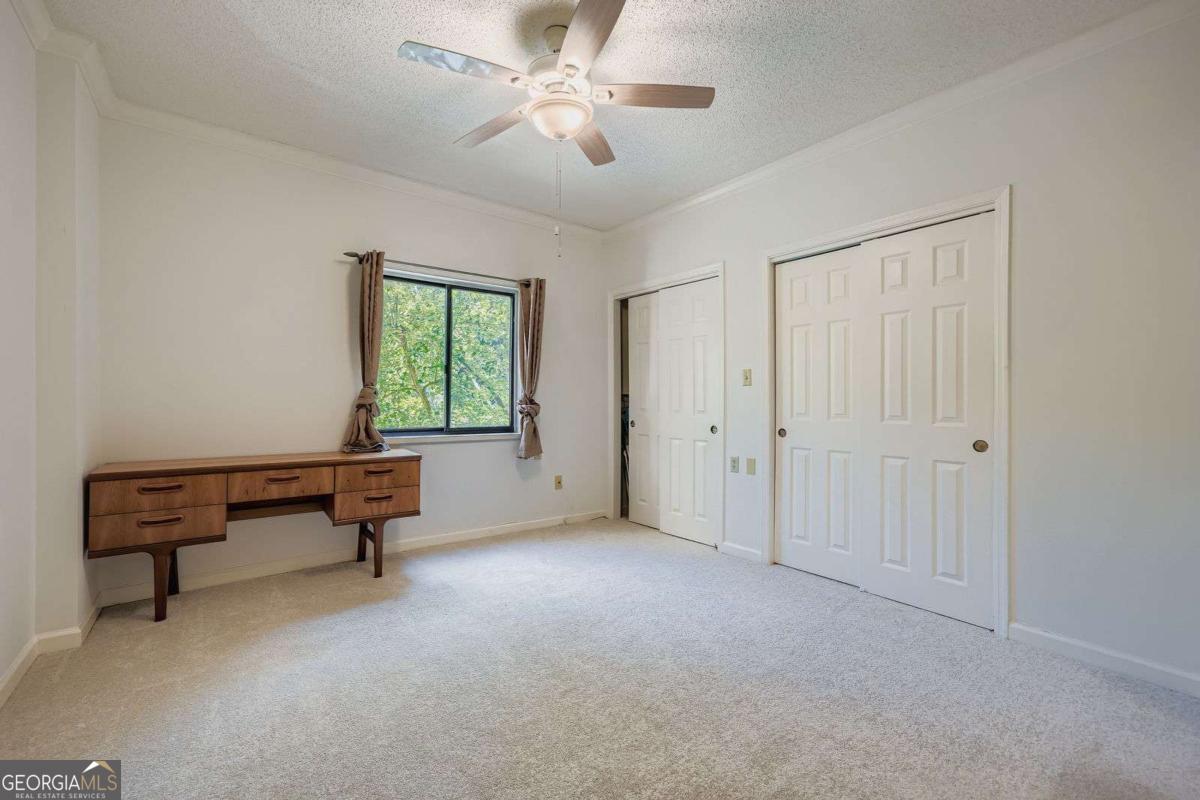 1800 Clairmont Lake # A325 Property Photo 13