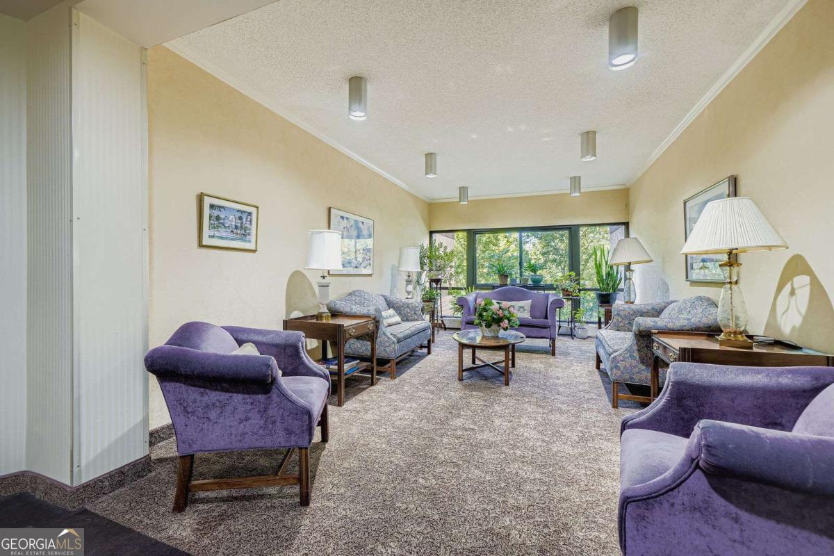 1800 Clairmont Lake # A325 Property Photo 20
