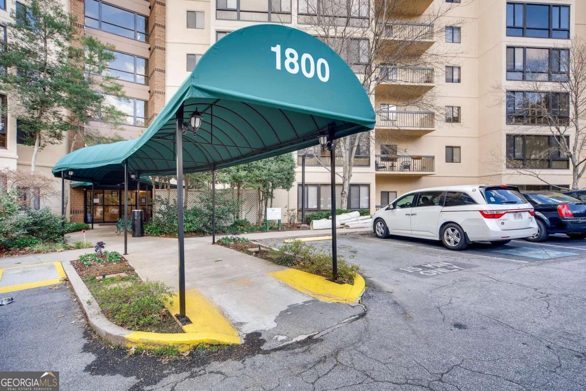 1800 Clairmont Lake # A325 Property Photo 26