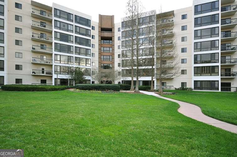 1800 Clairmont Lake # A325 Property Photo 41