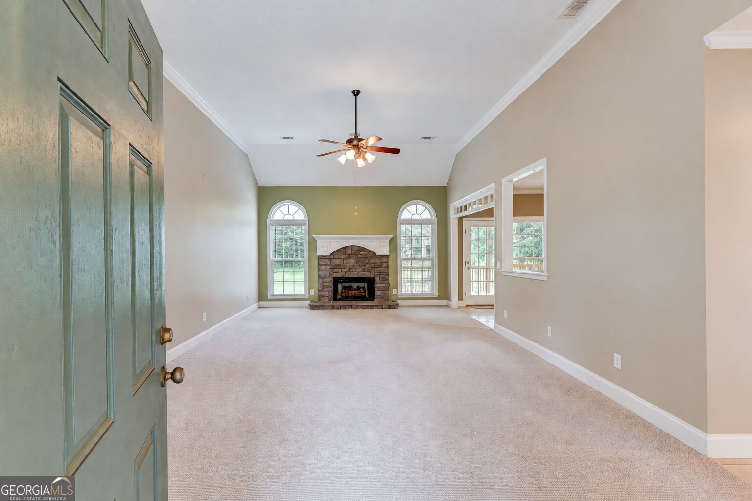 42 Dumar Lane Property Photo 3