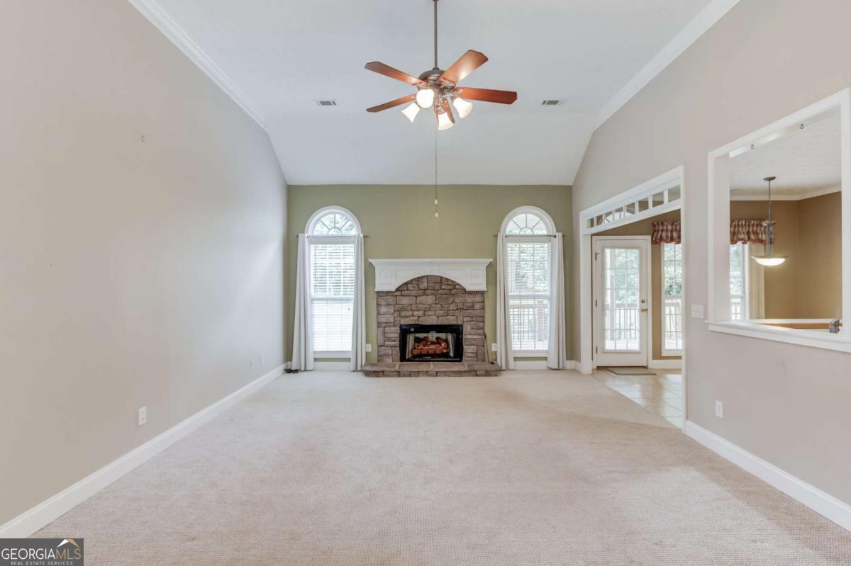 42 Dumar Lane Property Photo 15