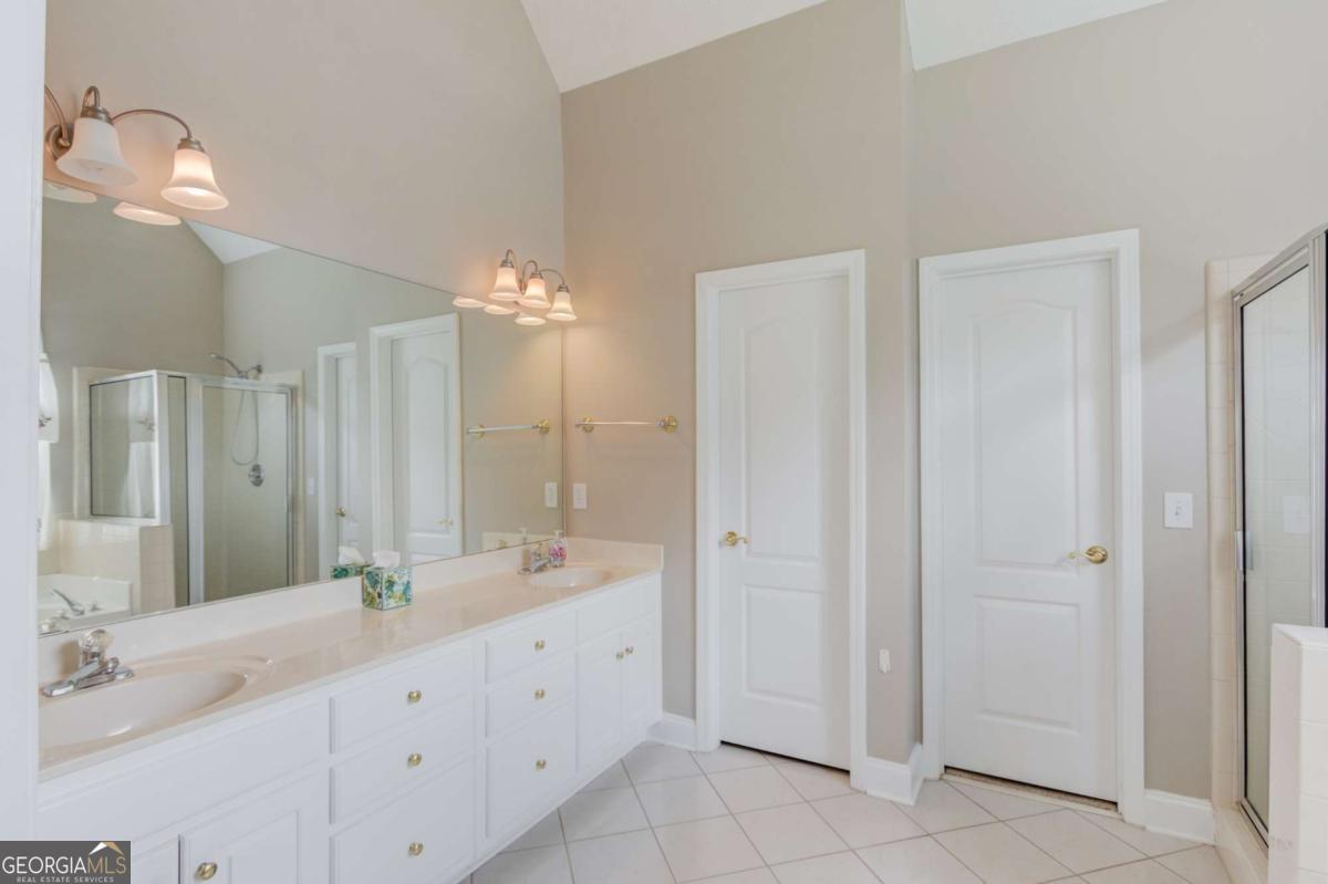 42 Dumar Lane Property Photo 26