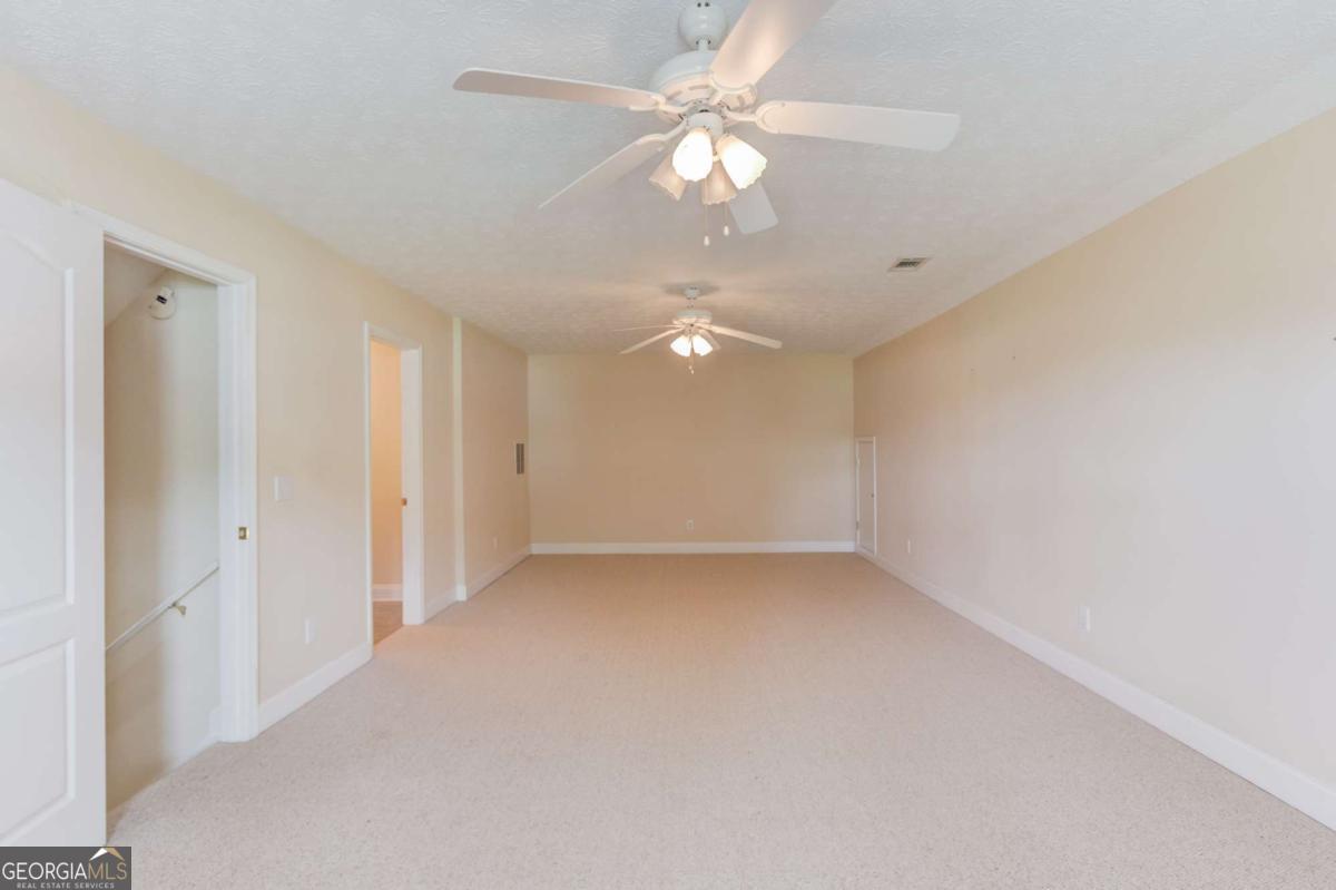 42 Dumar Lane Property Photo 35