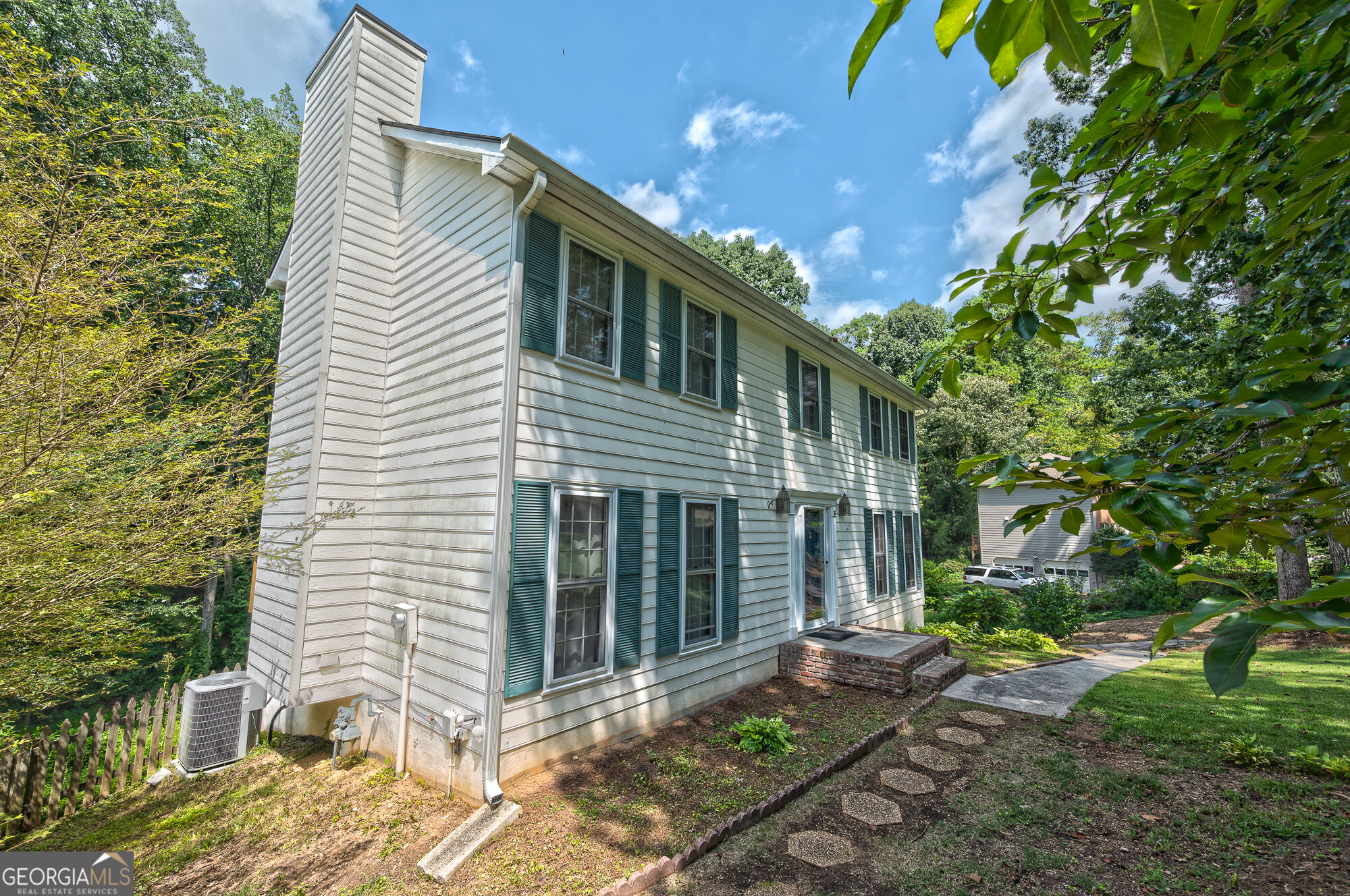 26 Flint Ridge Drive Se Property Photo 3