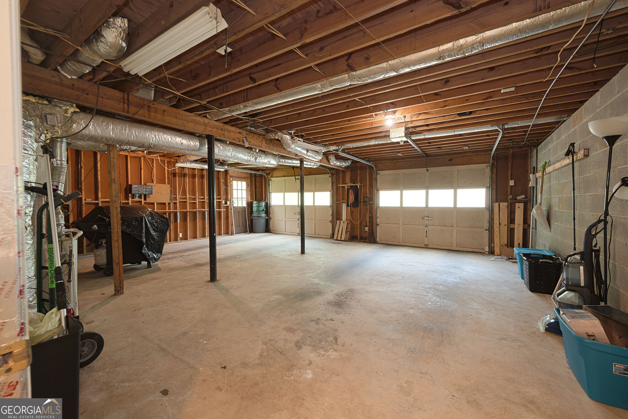26 Flint Ridge Drive Se Property Photo 5