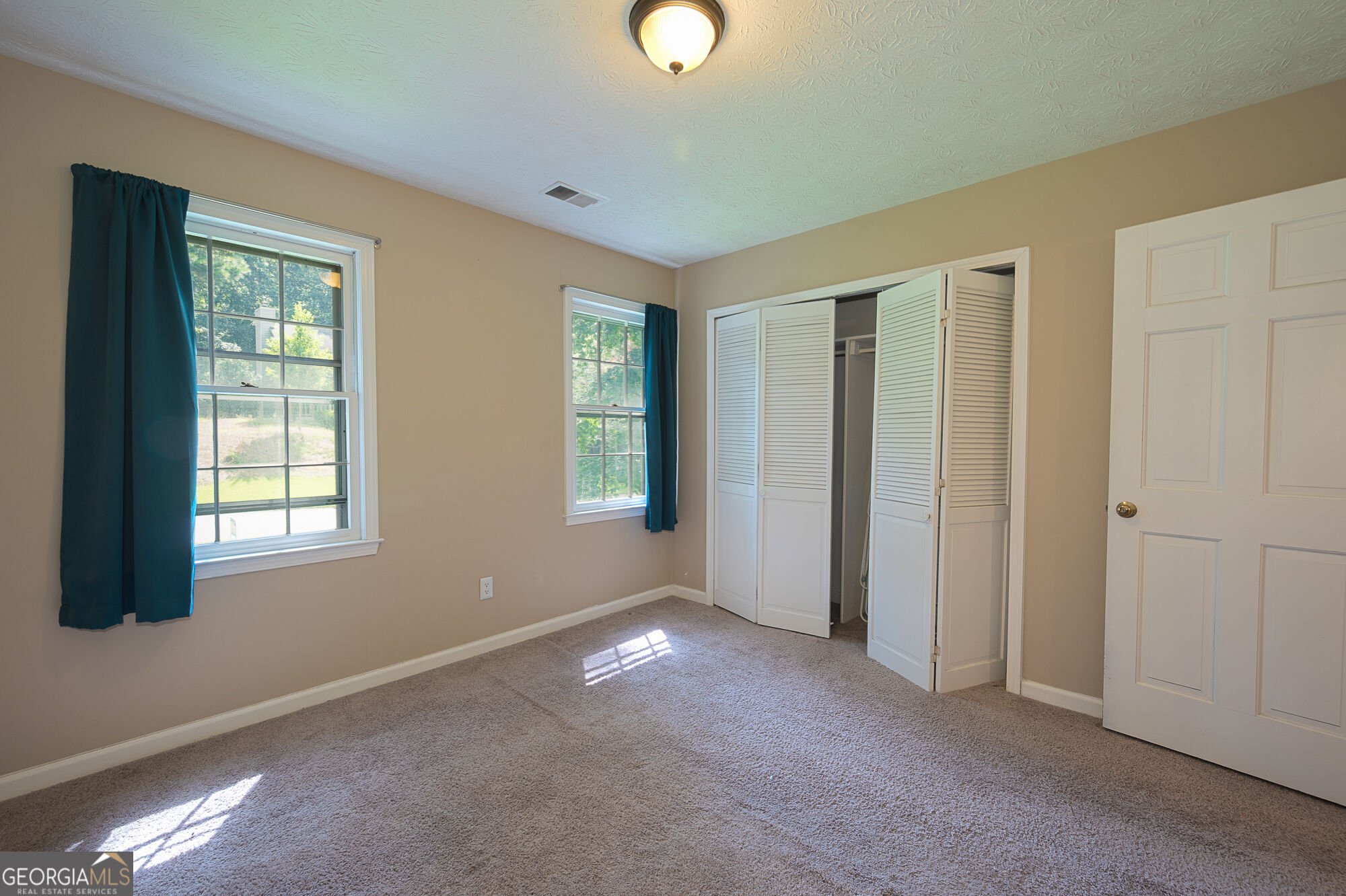 26 Flint Ridge Drive Se Property Photo 12