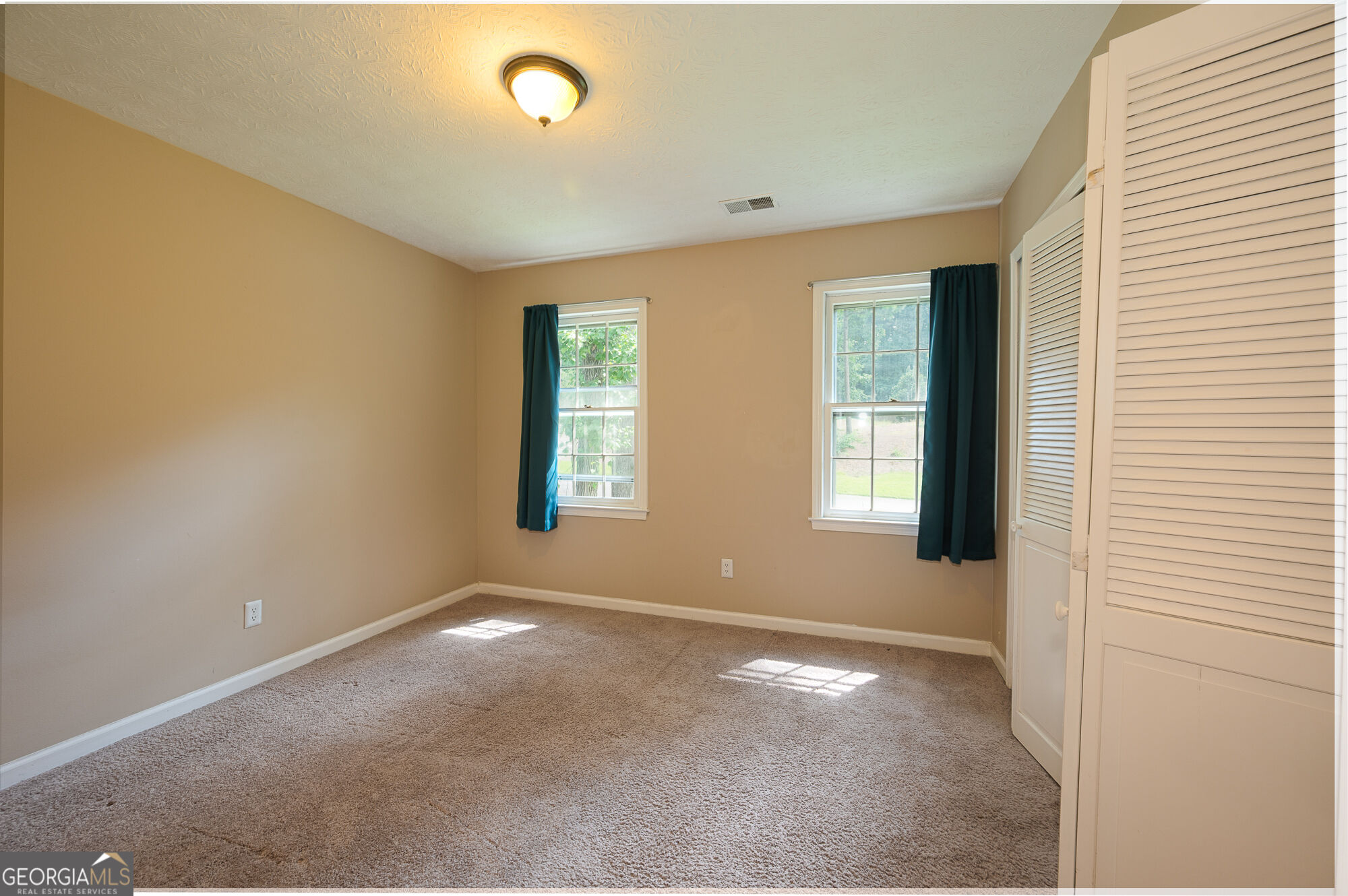 26 Flint Ridge Drive Se Property Photo 13