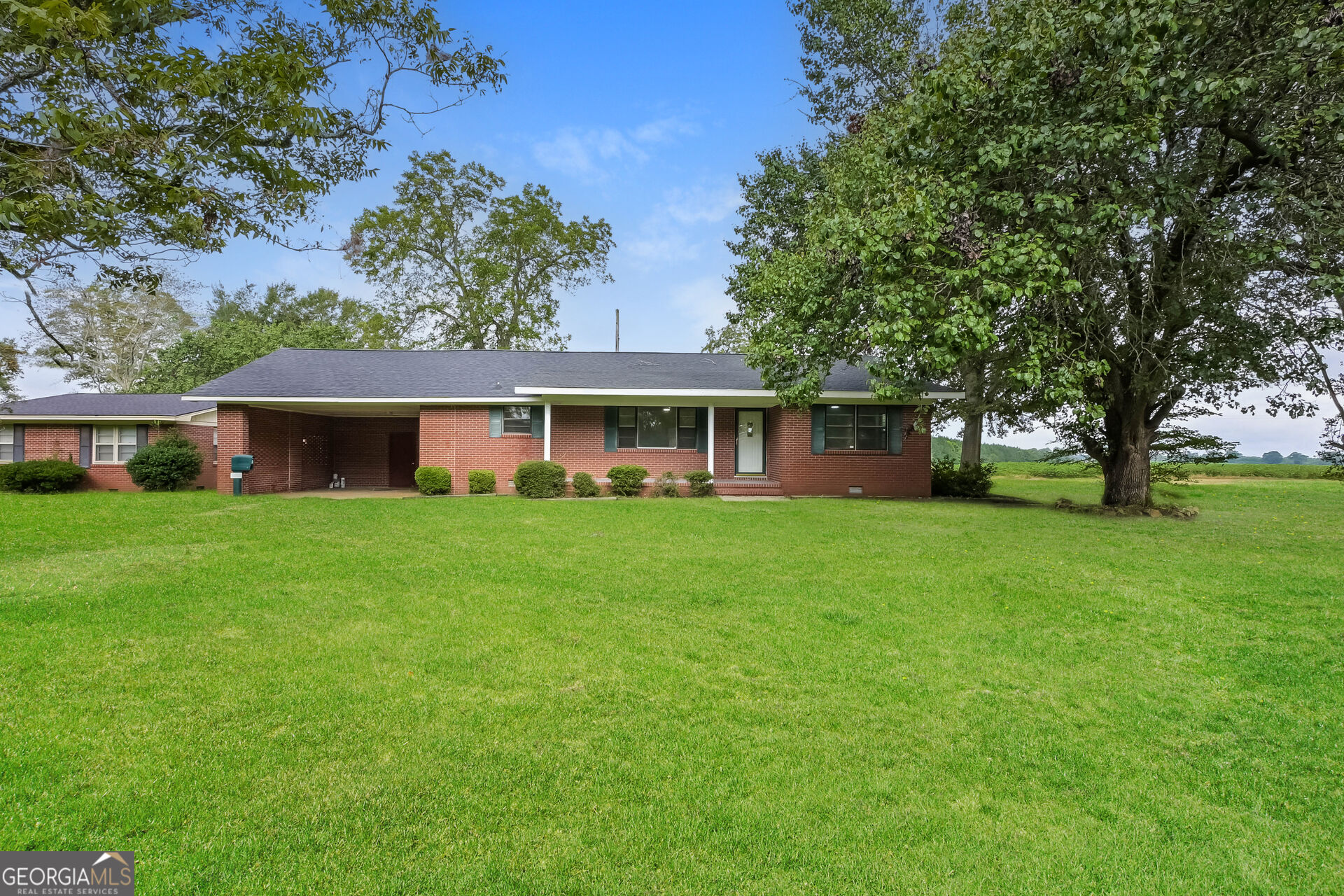 763 Oak Avenue Property Photo 1