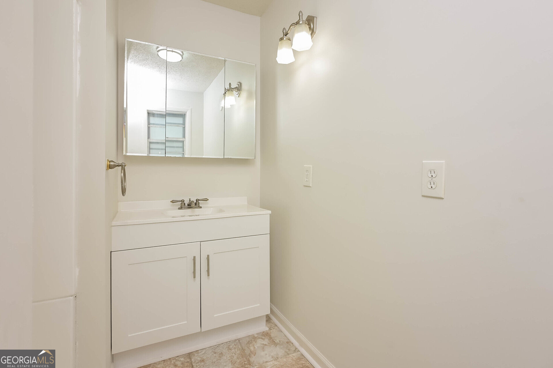 763 Oak Avenue Property Photo 18