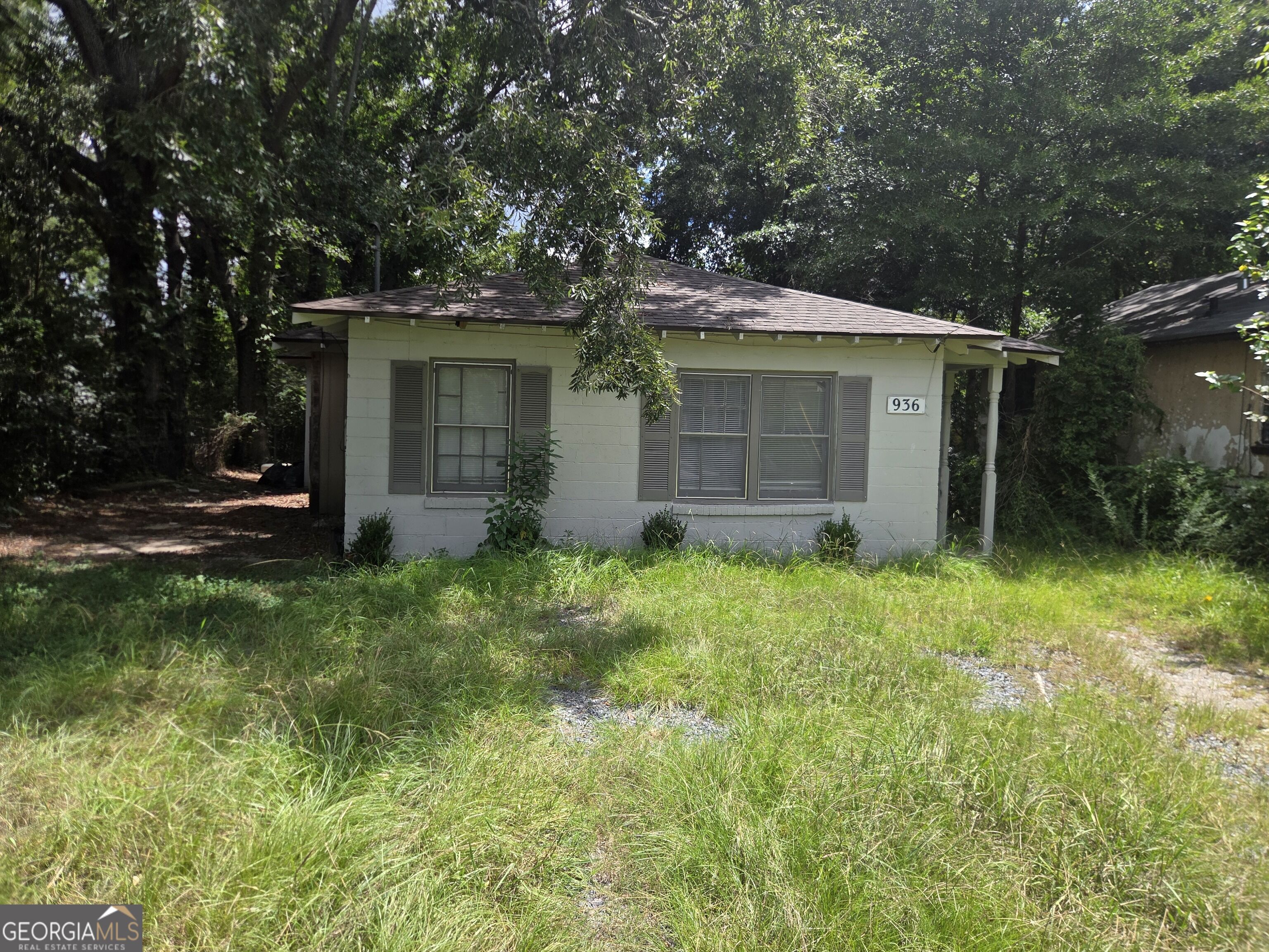 936 Calvin Avenue Property Photo 1