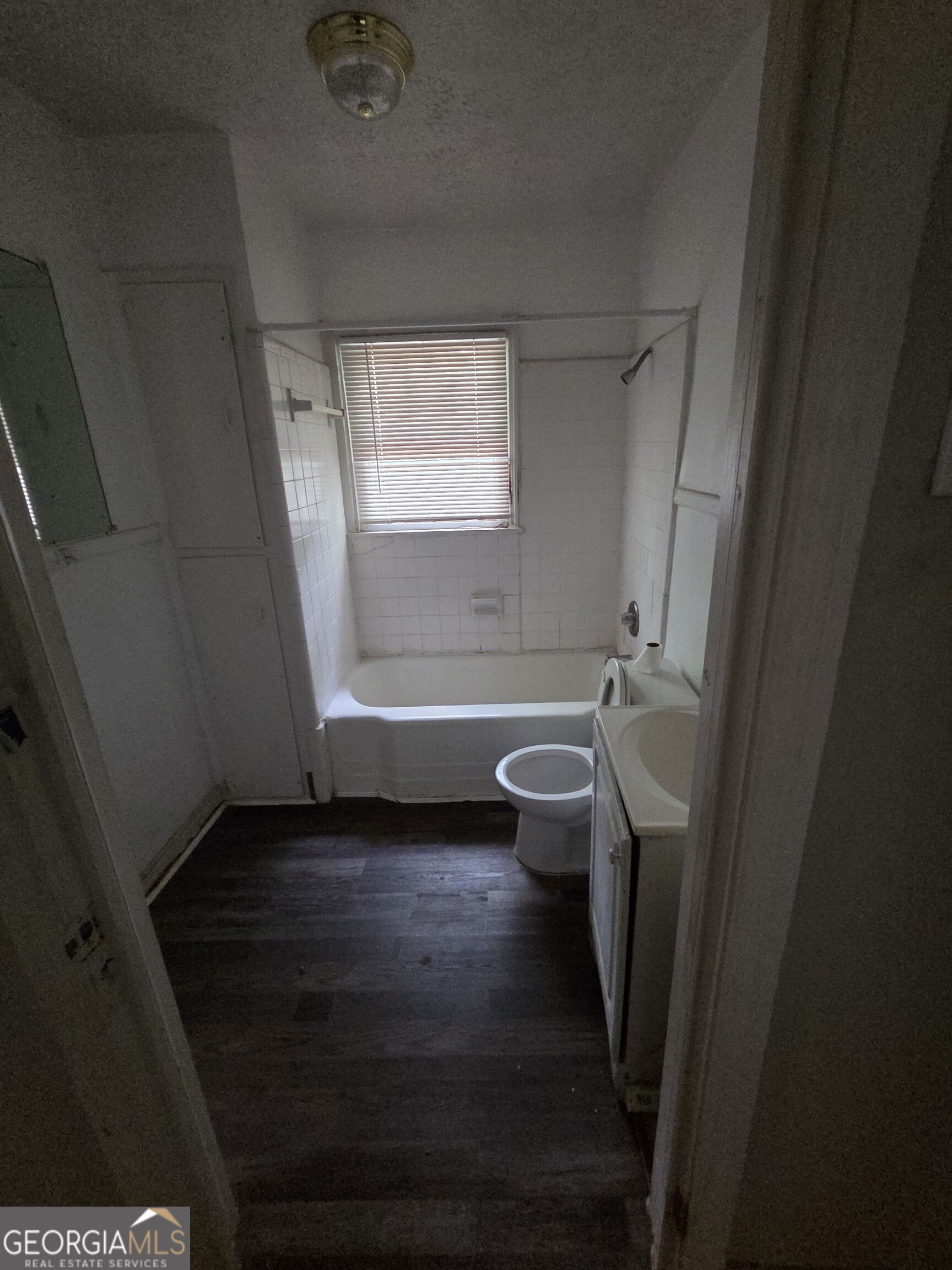 936 Calvin Avenue Property Photo 20