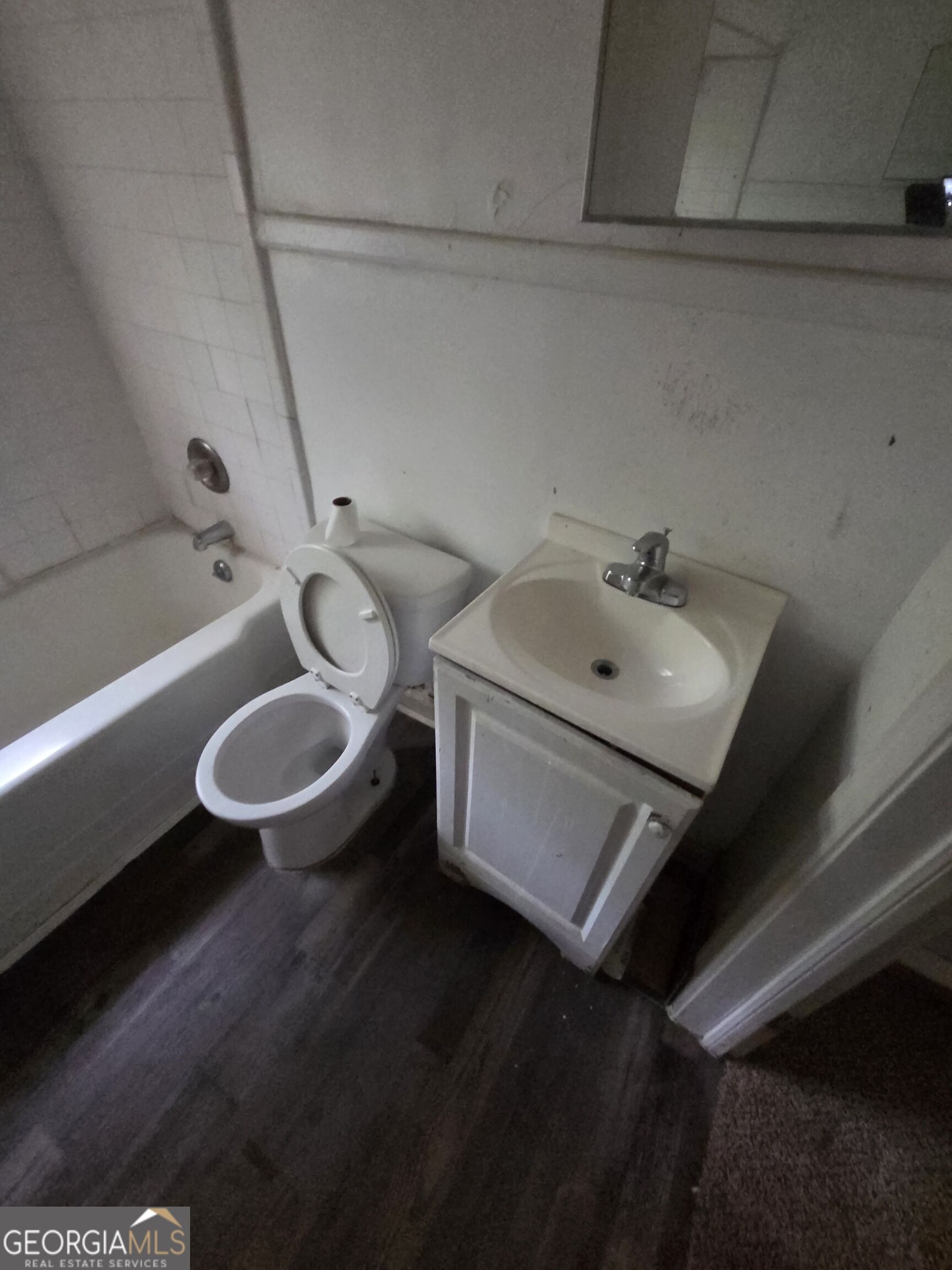 936 Calvin Avenue Property Photo 23