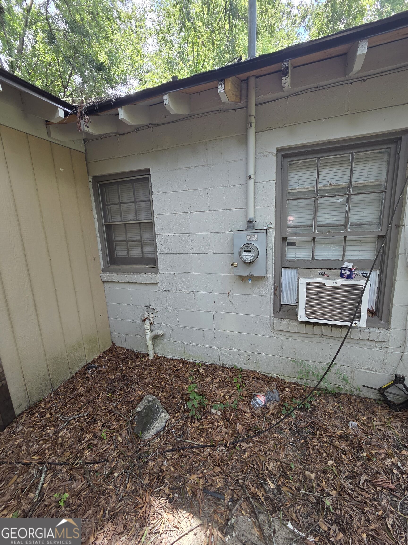 936 Calvin Avenue Property Photo 29