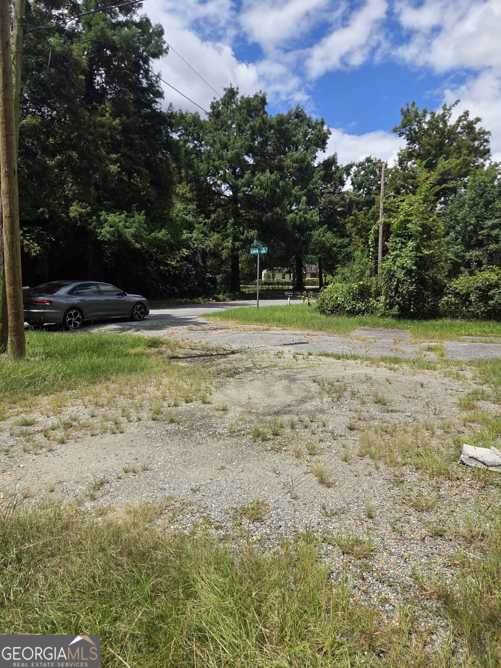 936 Calvin Avenue Property Photo 33