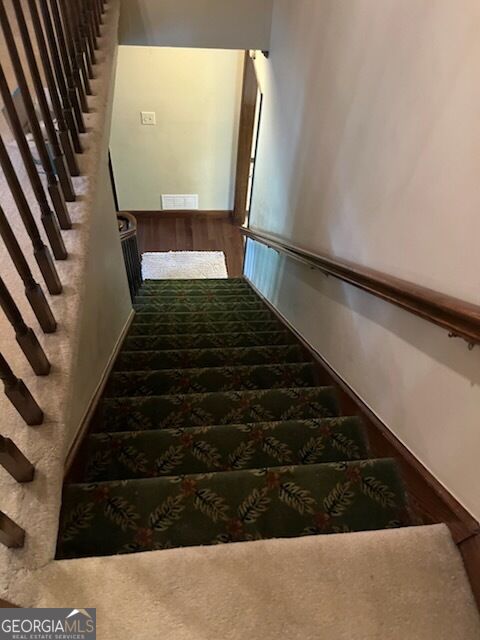 1222 Trahlyta Terrace Property Photo 9