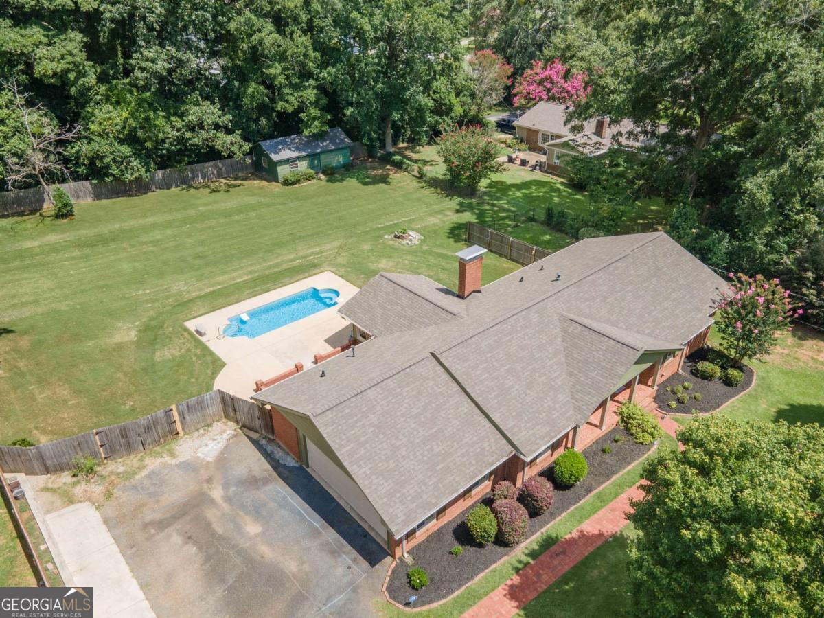650 Azalea Drive Property Photo 1