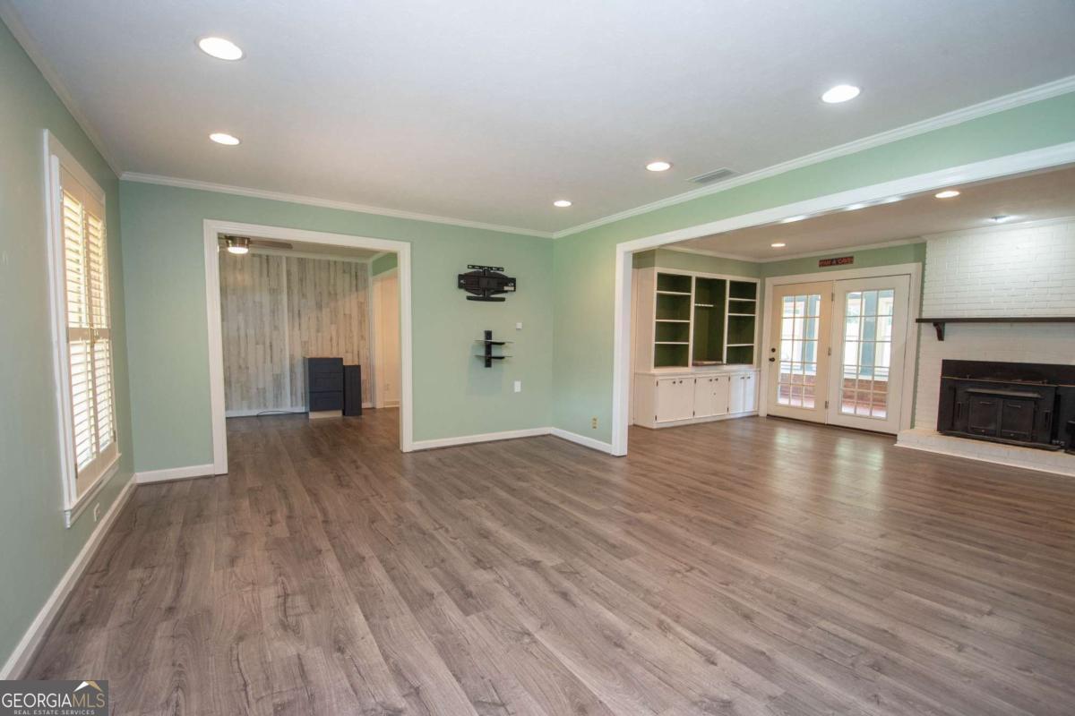 650 Azalea Drive Property Photo 14