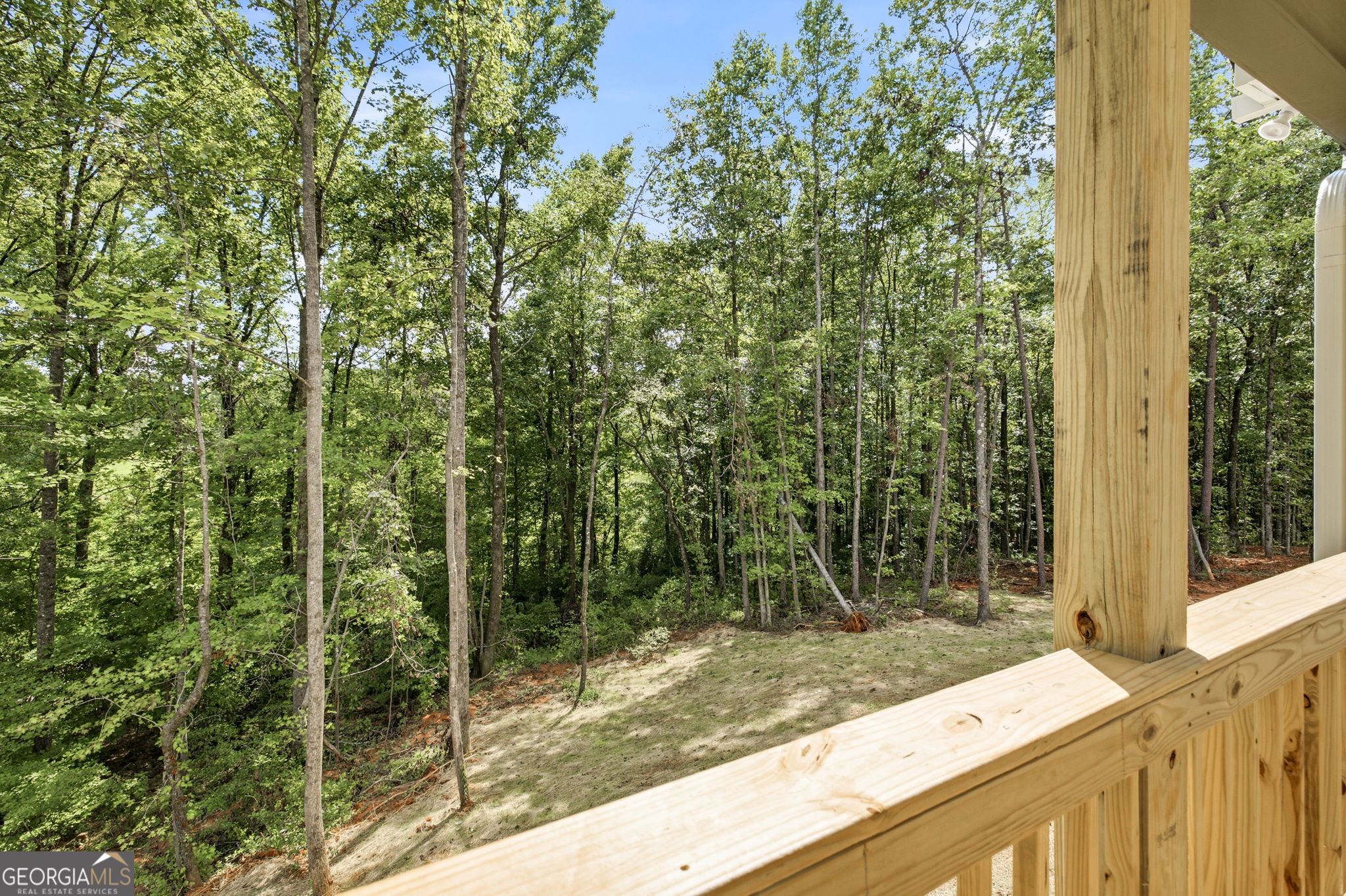 284 Stonington Drive Property Photo 15