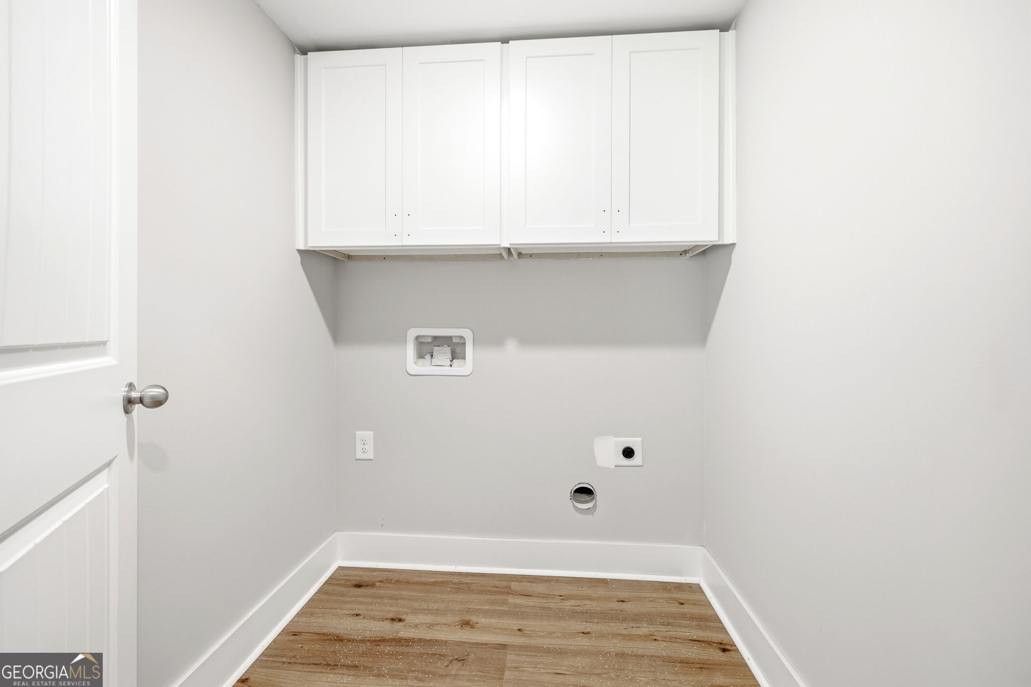 284 Stonington Drive Property Photo 31