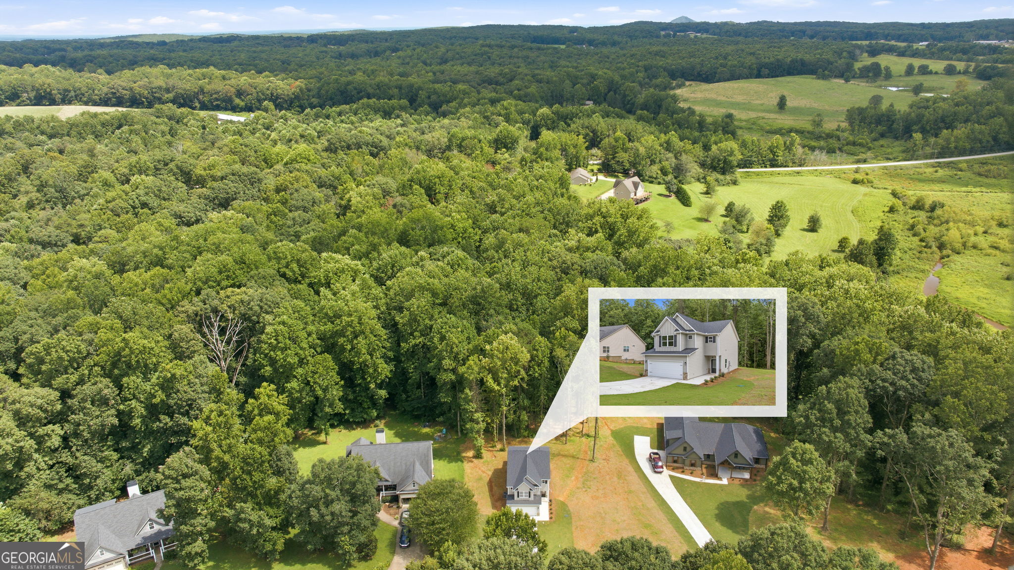318 Stonington Drive Property Photo 3