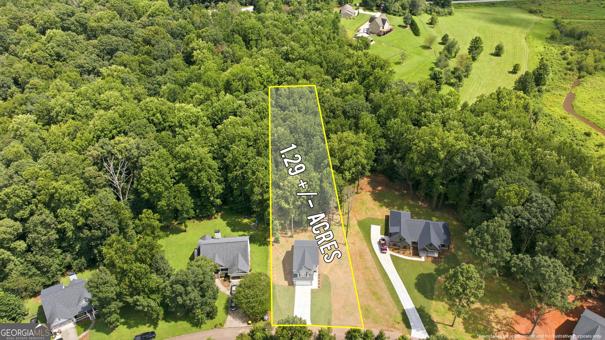 318 Stonington Drive Property Photo 4