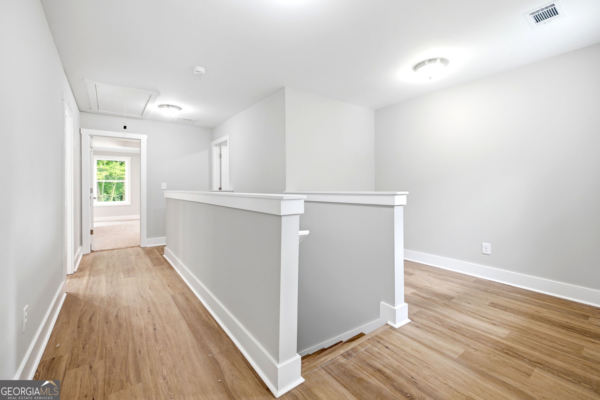 318 Stonington Drive Property Photo 17