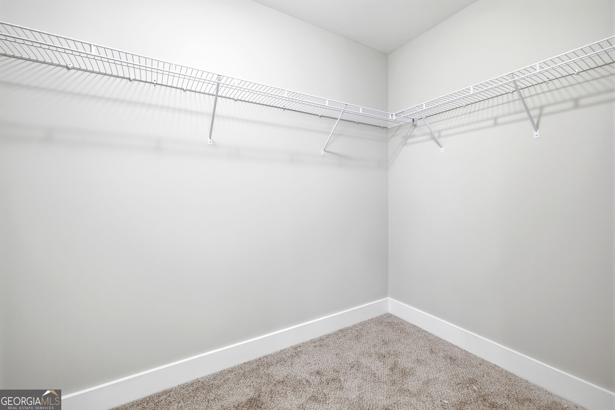 318 Stonington Drive Property Photo 25