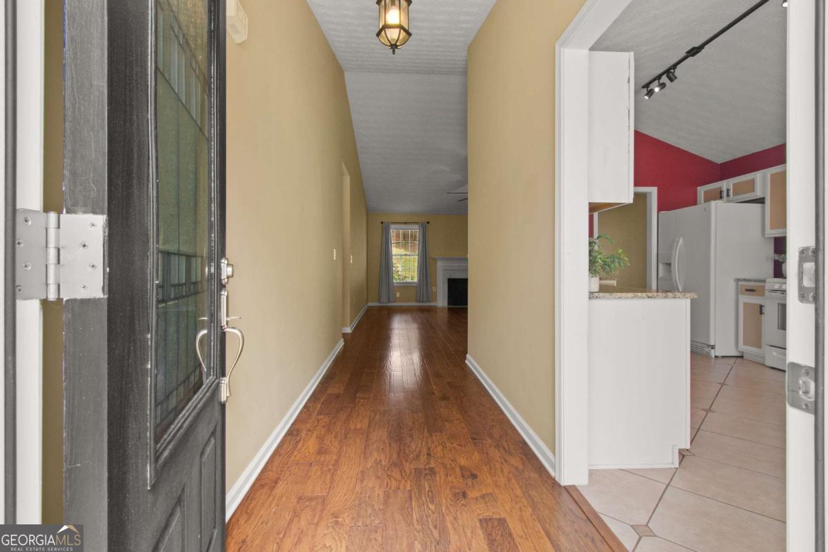 16 Ridge Water Lane Property Photo 4