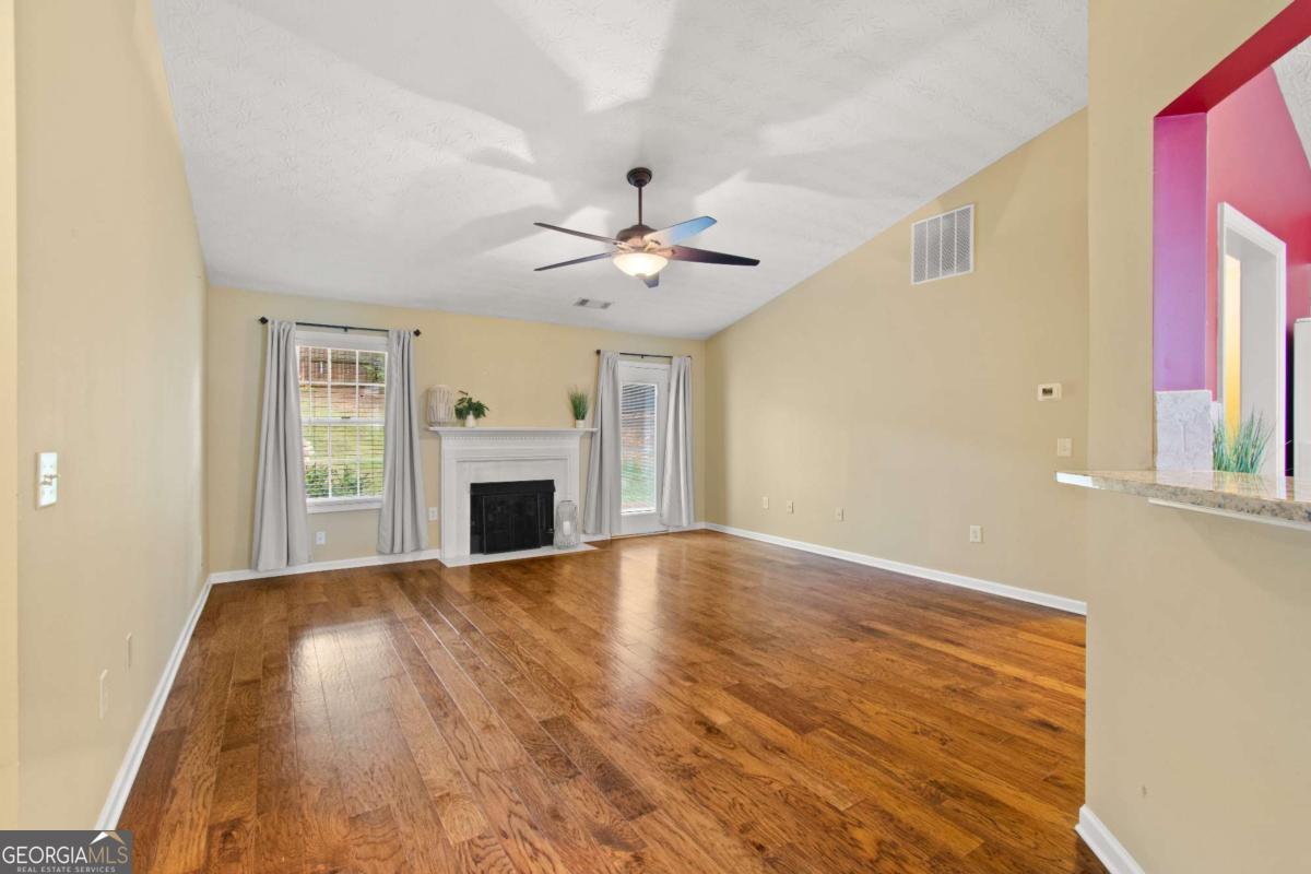 16 Ridge Water Lane Property Photo 13