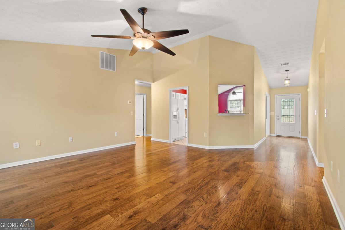 16 Ridge Water Lane Property Photo 17