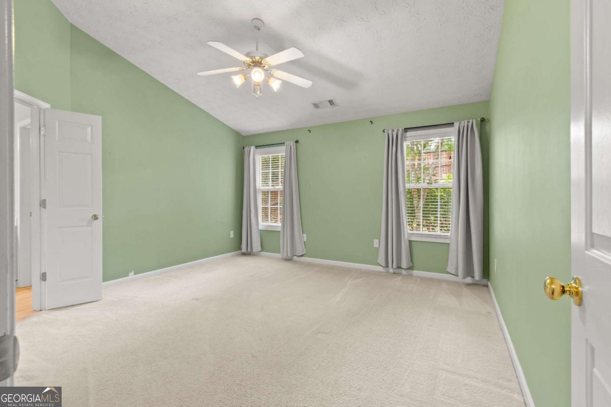 16 Ridge Water Lane Property Photo 19