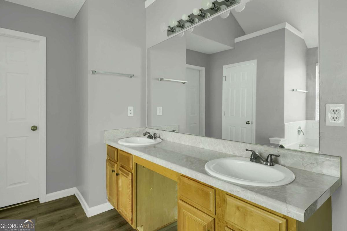 2871 Chilhowee Drive Property Photo 44