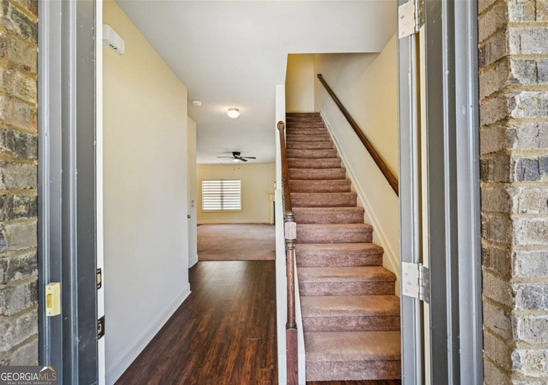 256 Centerview Way Property Photo 4