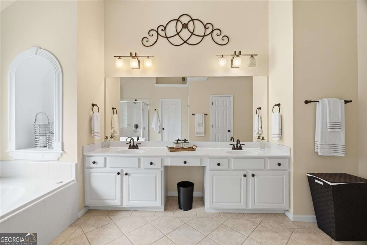 1734 Woodbow Path Property Photo 43