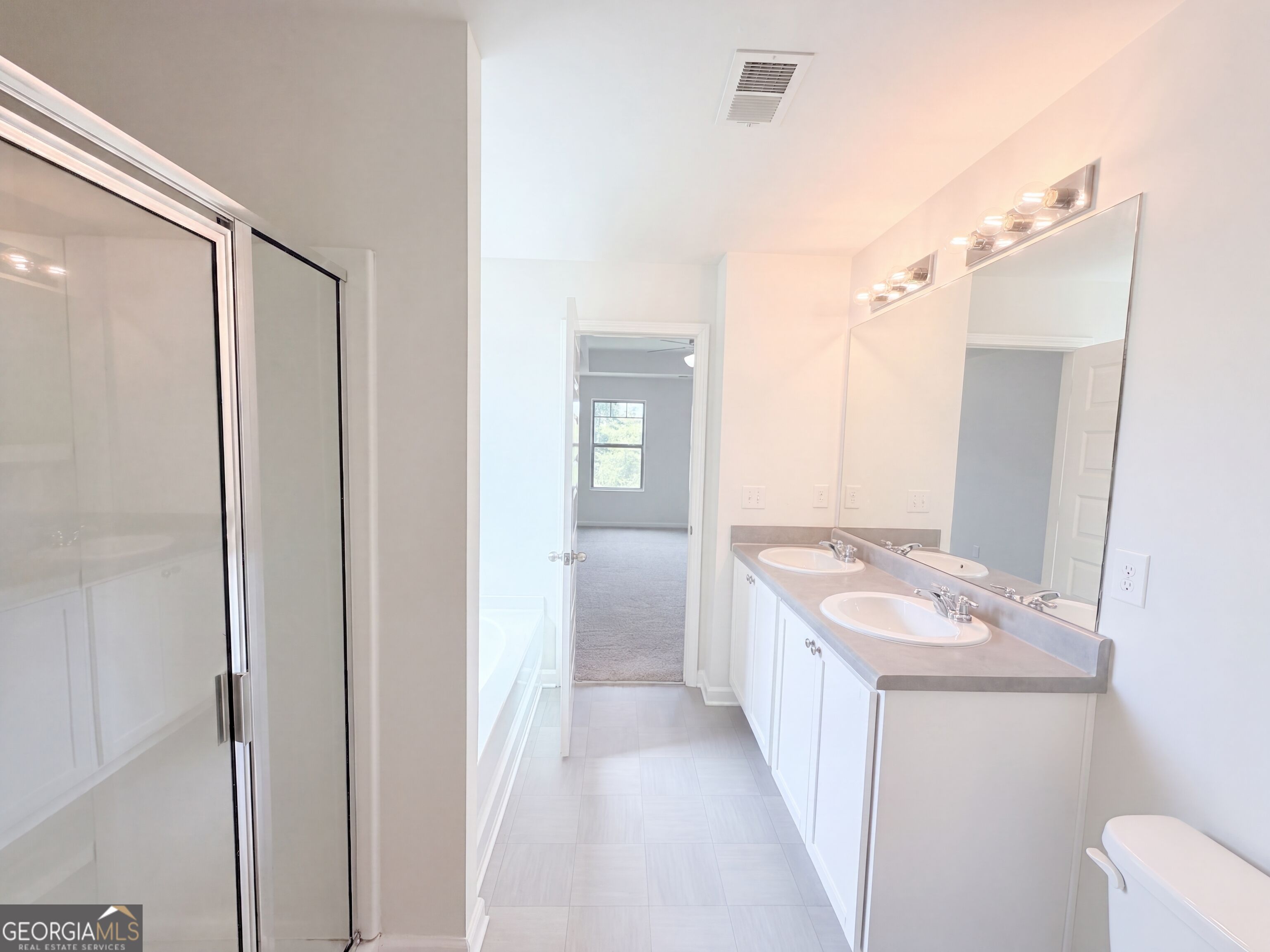 2048 Massey Lane Property Photo 13