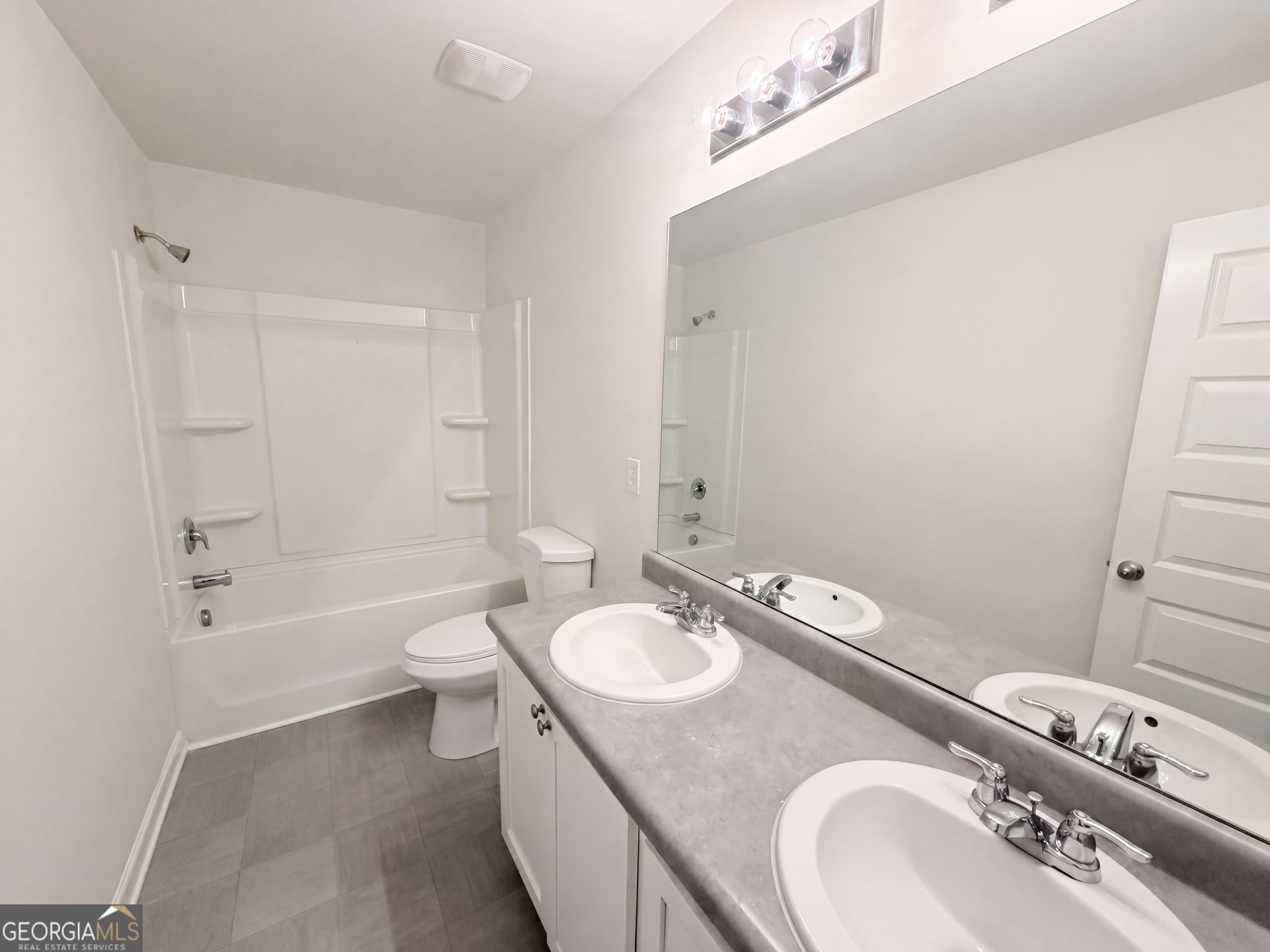 2048 Massey Lane Property Photo 17
