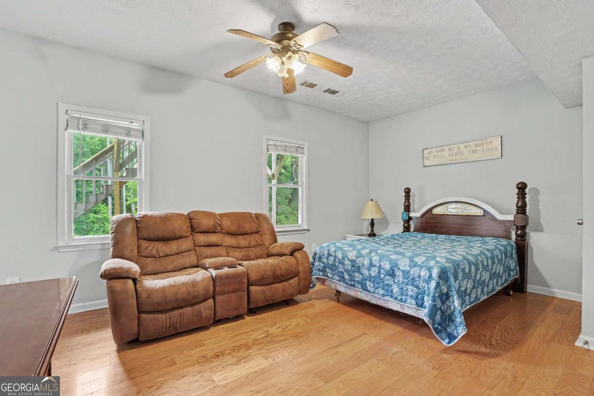 5643 Pipsissewa Drive Property Photo 28