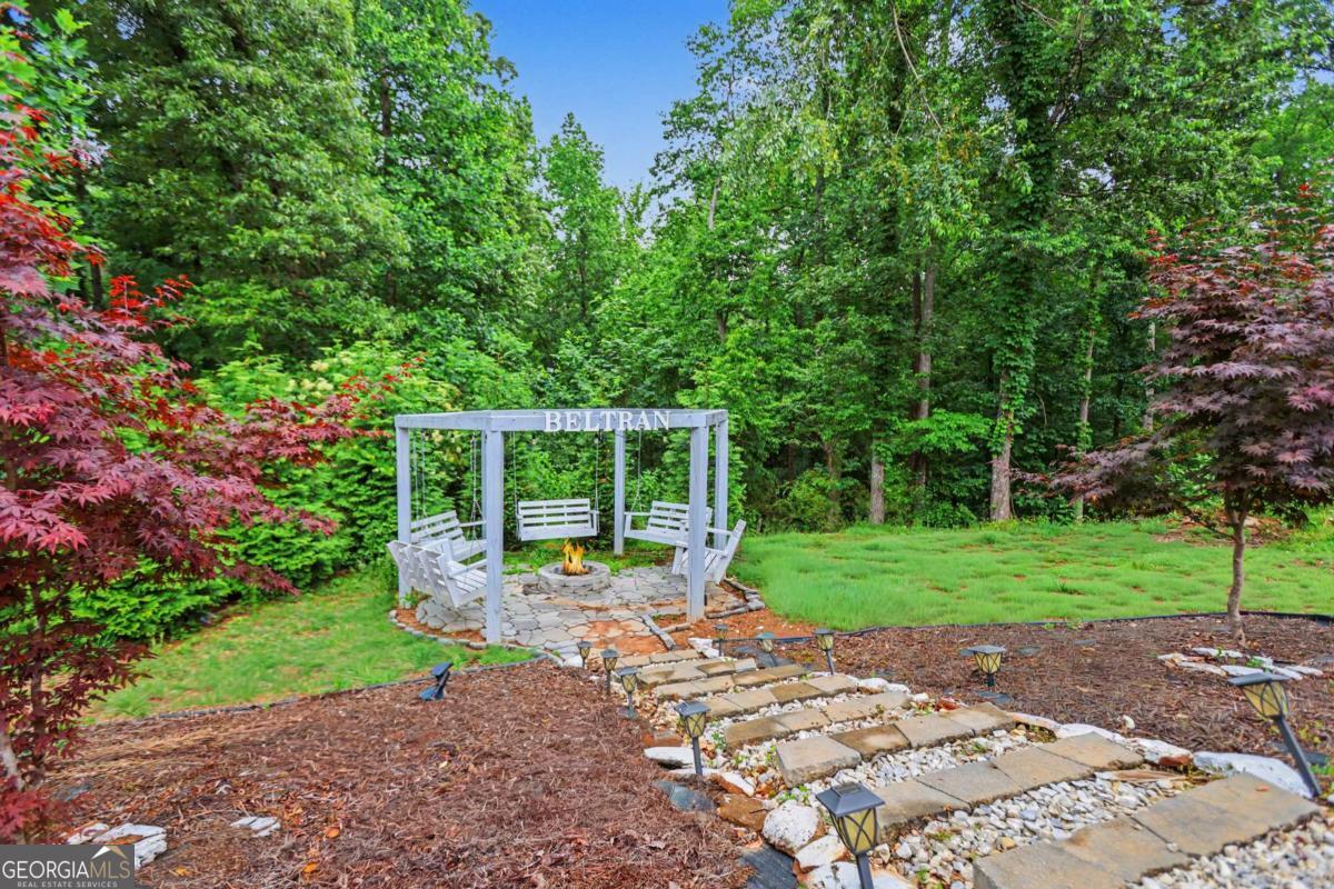 5643 Pipsissewa Drive Property Photo 34