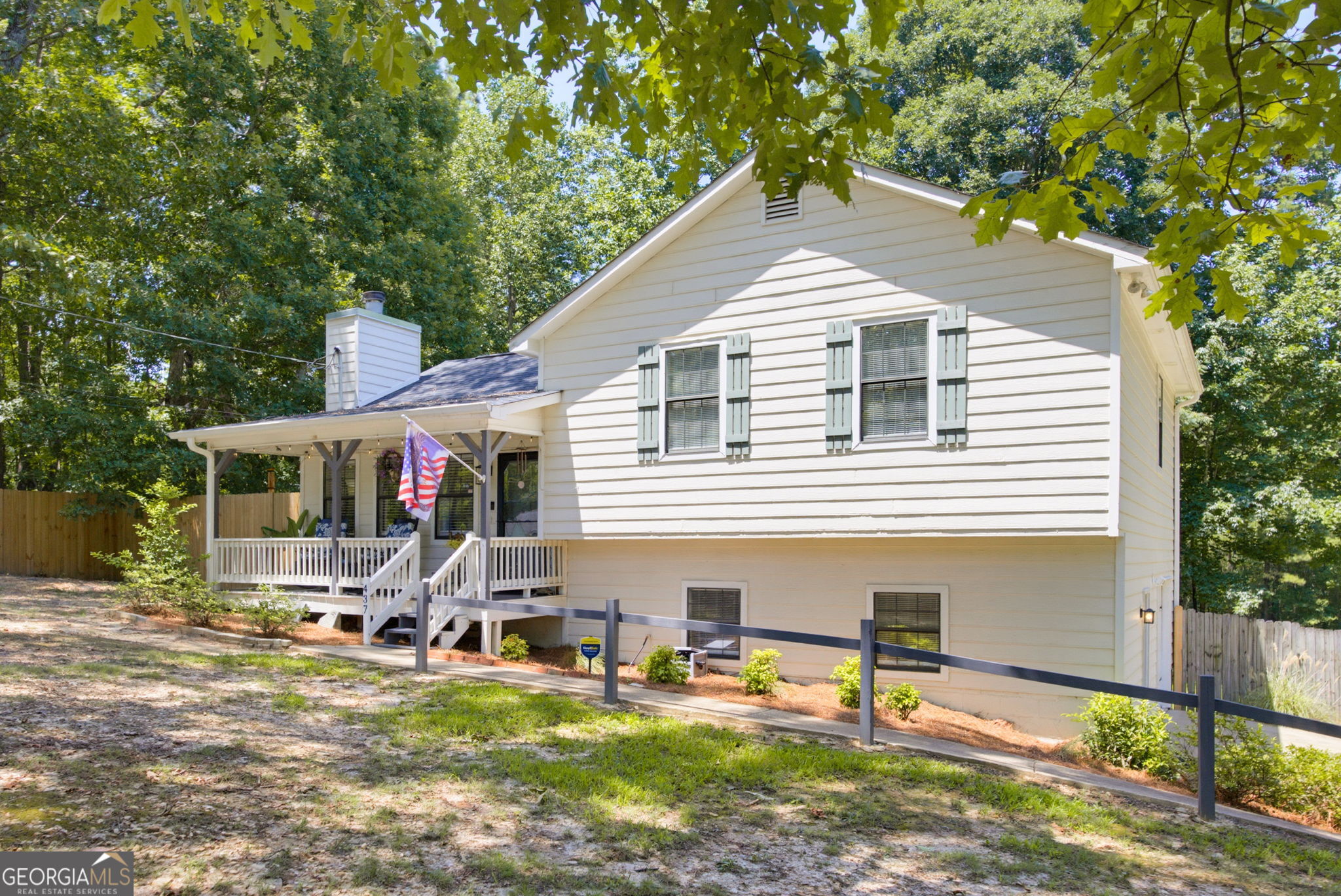 437 School Road Property Photo 2