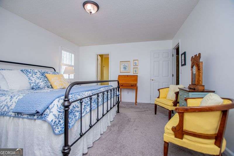 4265 E Chapel Hill Road Property Photo 28