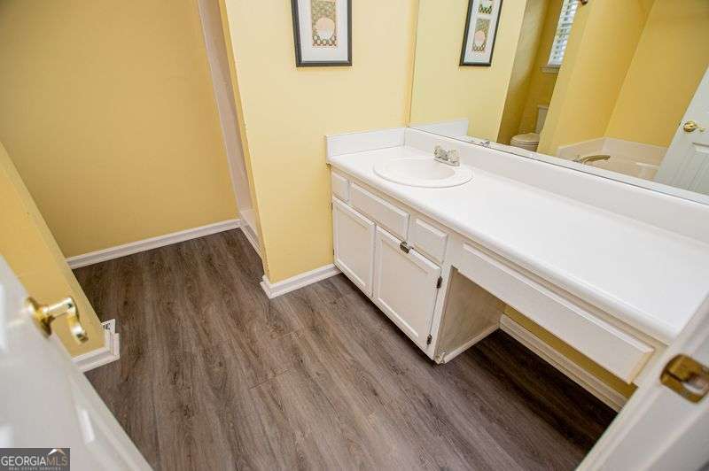 4265 E Chapel Hill Road Property Photo 31