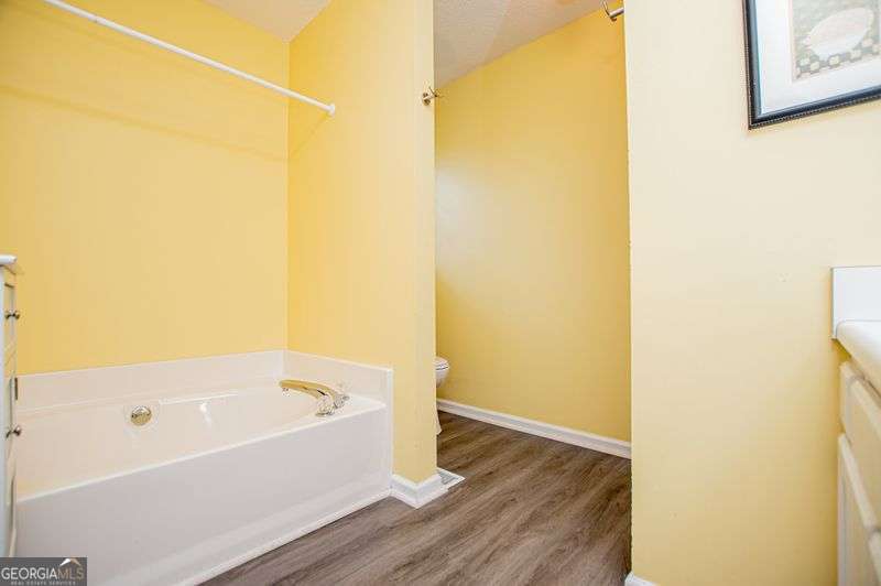 4265 E Chapel Hill Road Property Photo 32