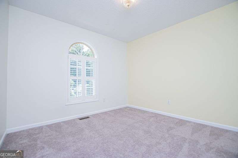 4265 E Chapel Hill Road Property Photo 43