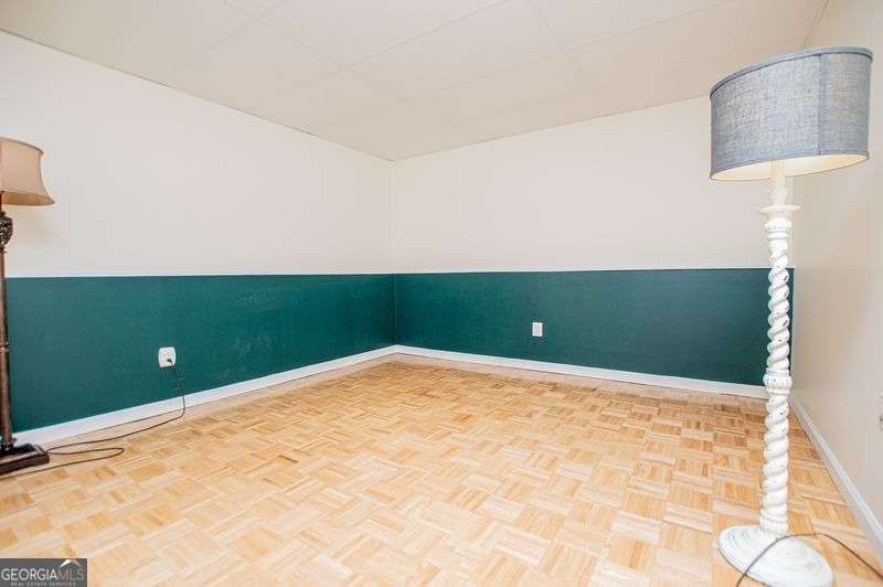 4265 E Chapel Hill Road Property Photo 49